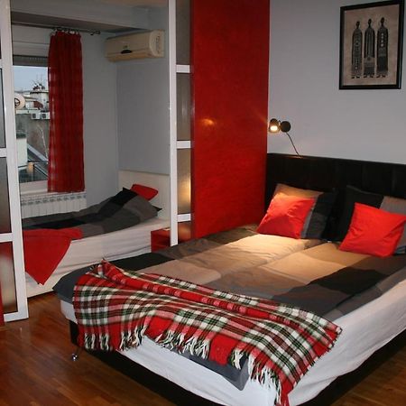 Savinac Apartman U Srcu Beograda, Trg Slavija Exterior foto