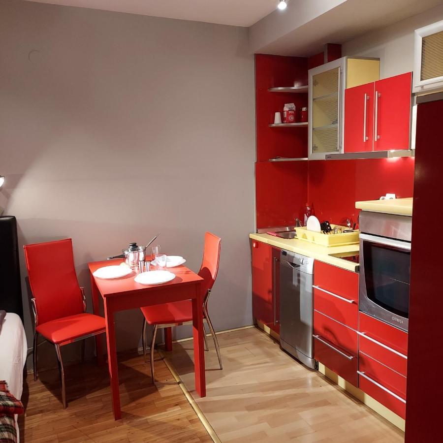 Savinac Apartman U Srcu Beograda, Trg Slavija Exterior foto